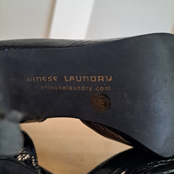 Chinese Laundry Black Patent Heels - Picture 6 of 9